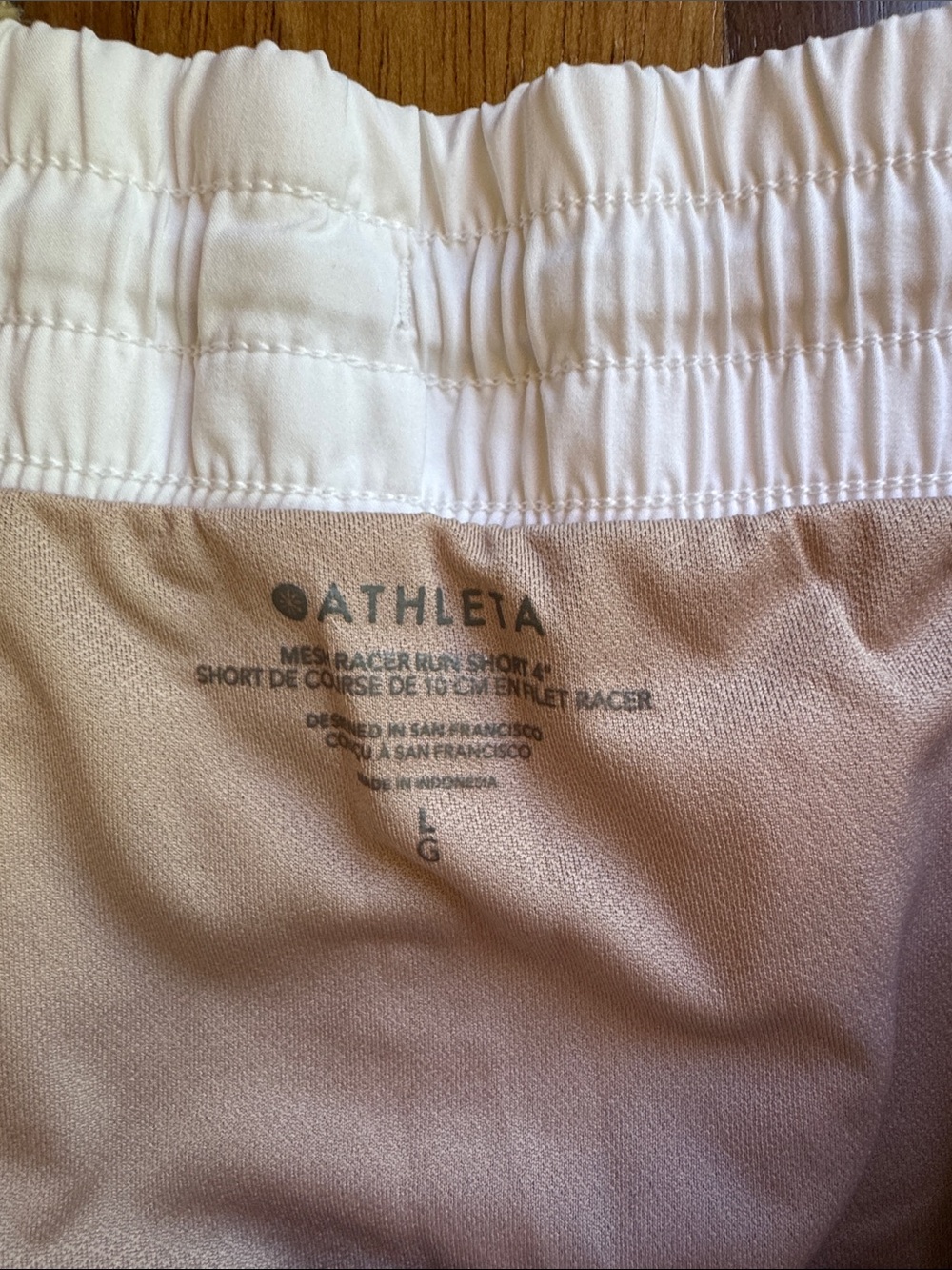 Athleta Mesh Racer Run Short 4in - Picture 4 of 8